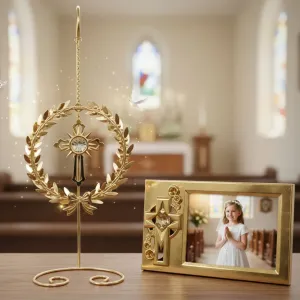 Luxusní dárková sada: Pozlacený fotorámeček a závěsný kříž